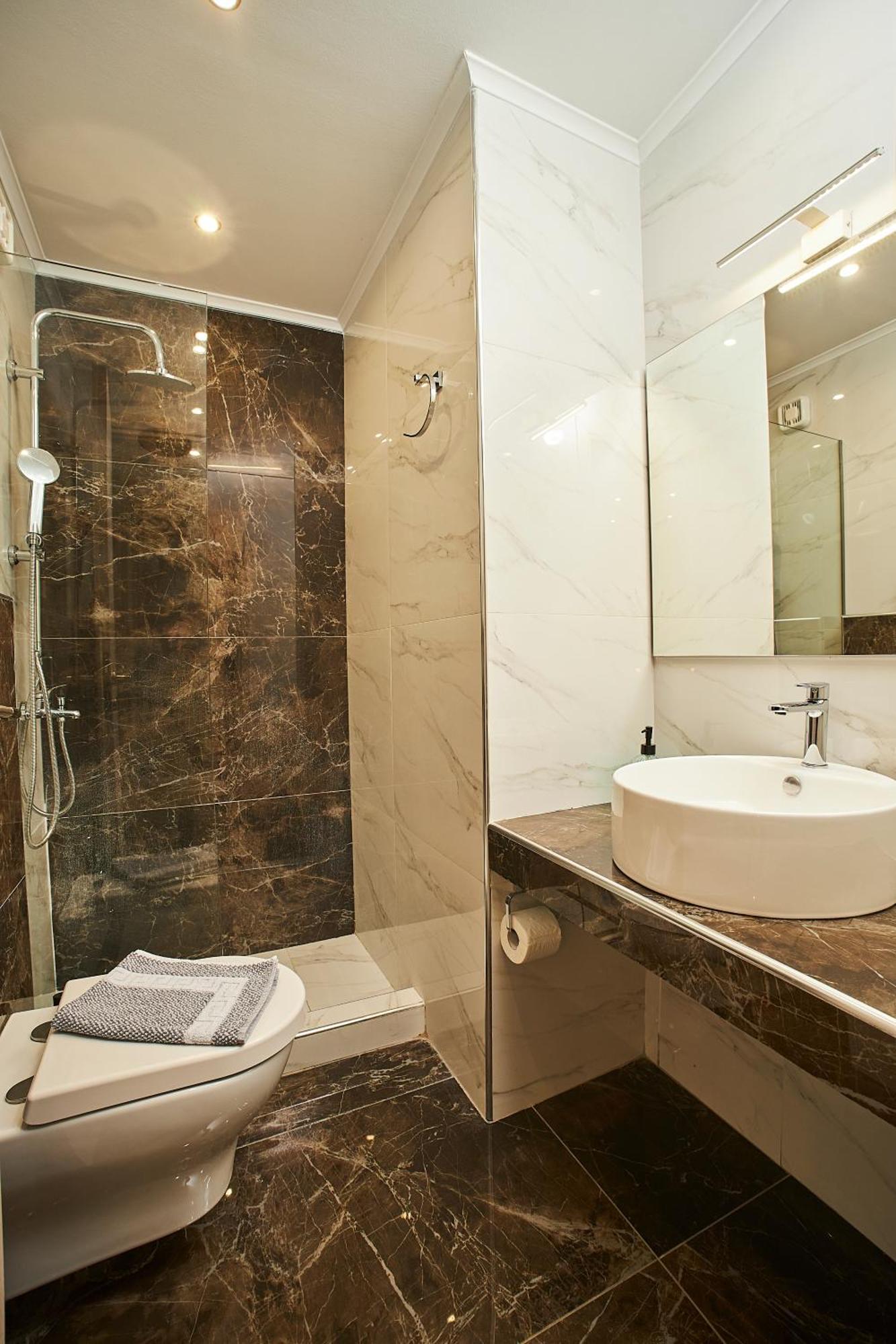 Marble Shine Apartment Near The City Center By Binobi! Saloniki Zewnętrze zdjęcie